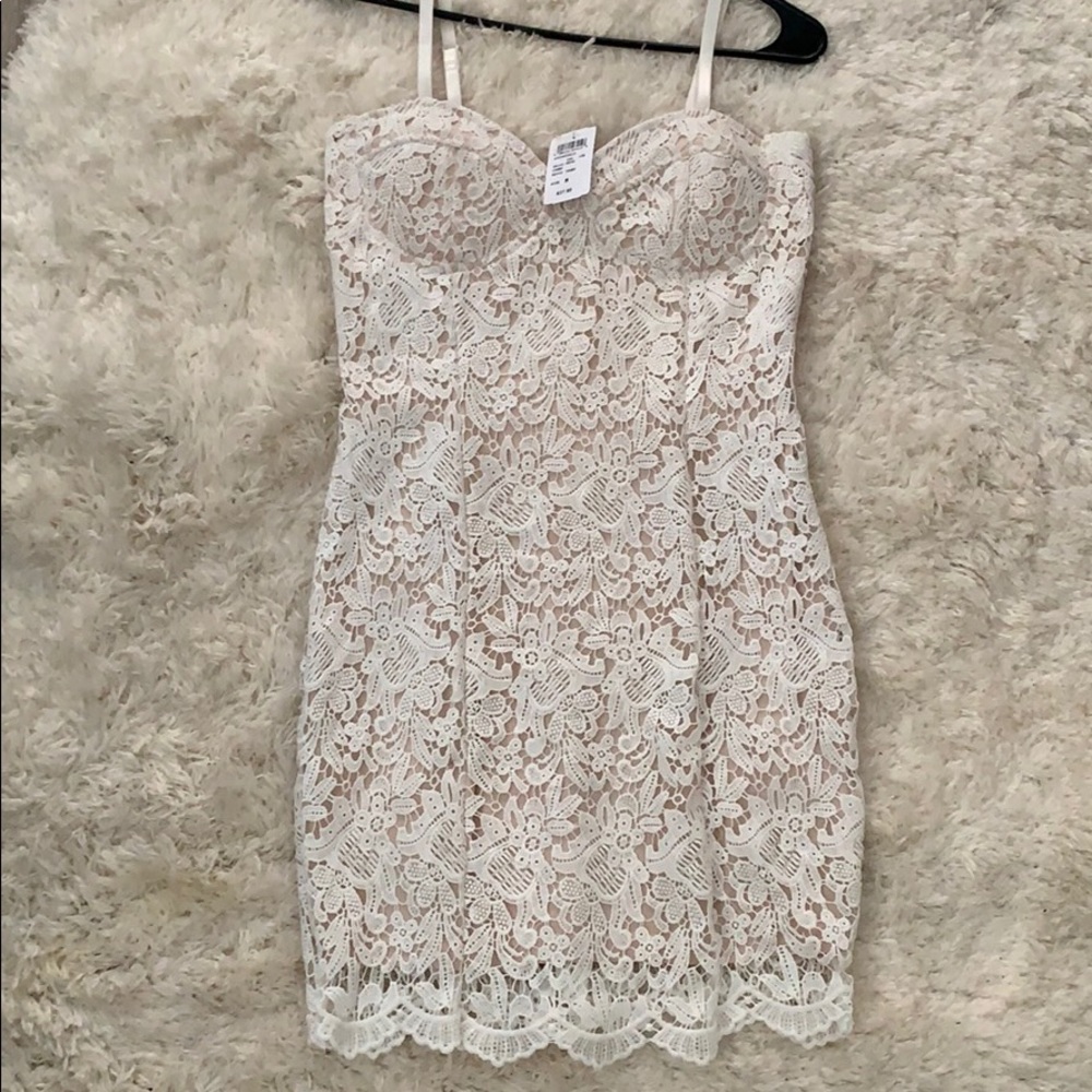 White lace dress